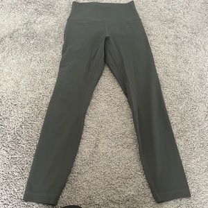 Lulu align size 4 25inch